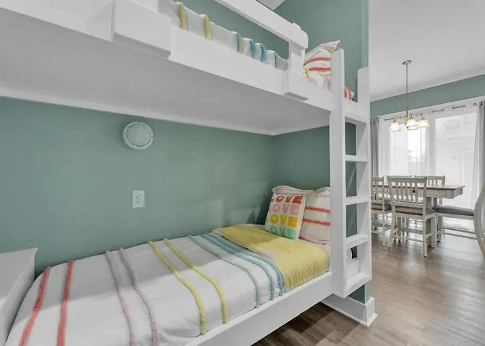 Little Lagoon House By The Madison Liv Collection