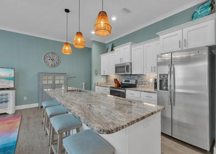 Little Lagoon House By The Madison Liv Collection *